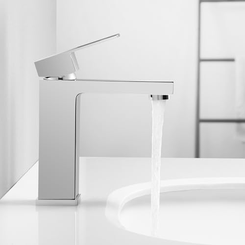 Luxury Lead-Free Brass Bathroom Faucet cUPC Certified Chrome Finish