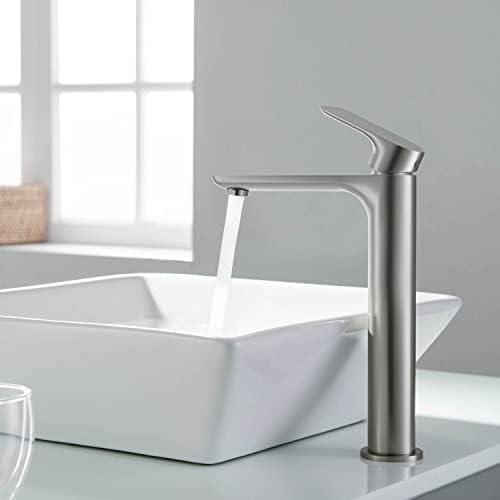 Modern Solid Brass Bath Faucet with Swiss Aerator