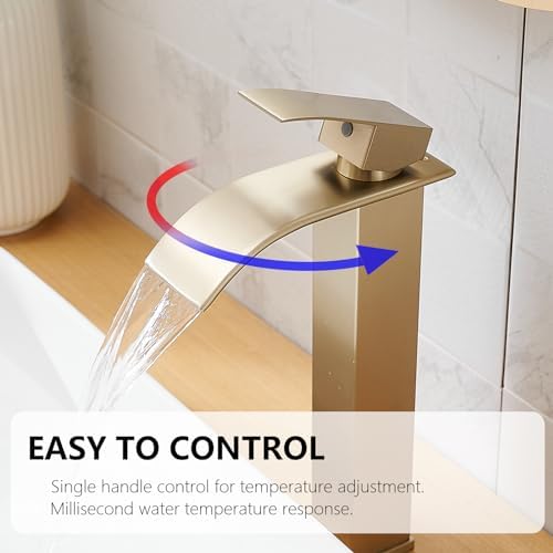 Bath_fixes Luxurious Gold Faucet With Waterfall Cascade