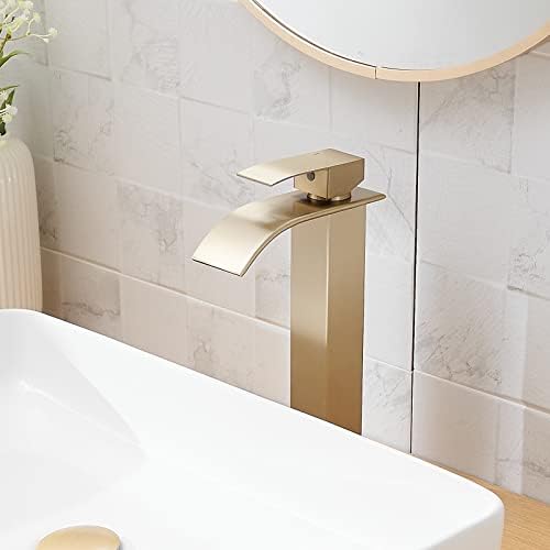 Bath_fixes Luxurious Gold Faucet With Waterfall Cascade